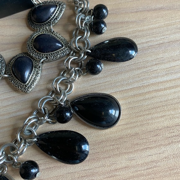 Paparazzi Necklace and Bracelet - Picture 6 of 7